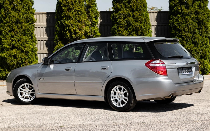 Subaru Legacy cena 19900 przebieg: 200000, rok produkcji 2007 z Radom małe 596